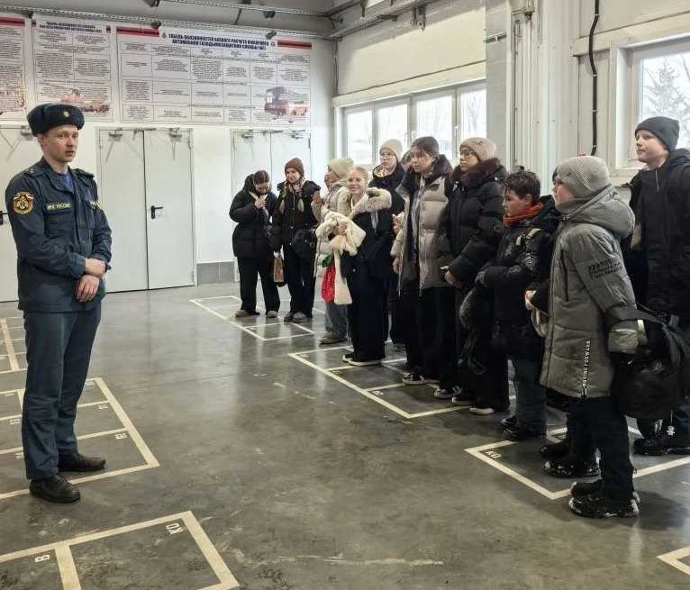 Экскурсия в пожарно-спасательную часть.