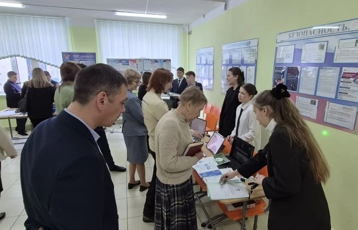 Городской семинар учителей информатики и физики.